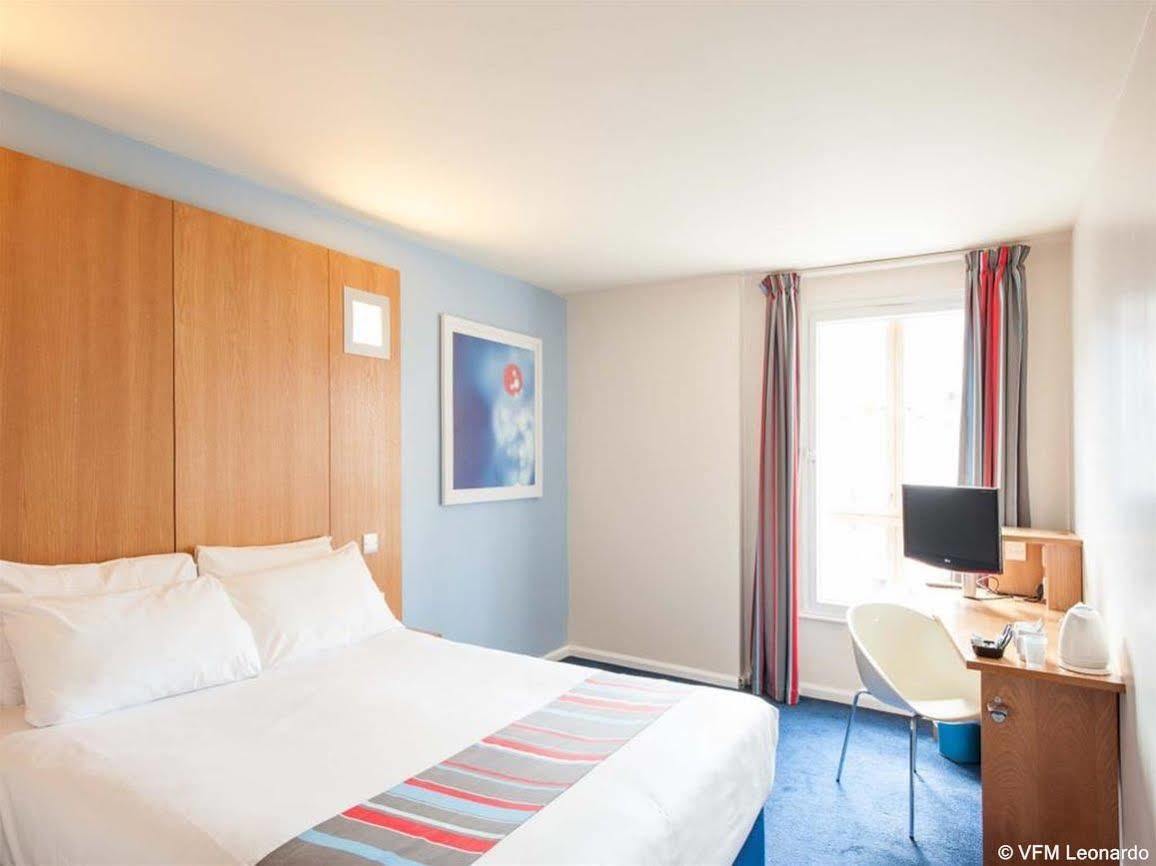 Hotel Ramada Encore 3*